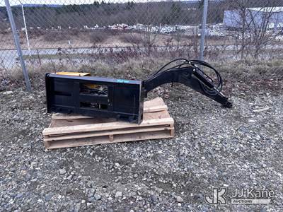 Skid Steer Mount Hydraulic Swing Boom Attachment (Unused Per Seller: Missing Mower Implement)