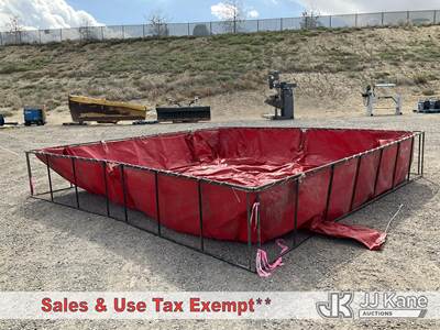 Portable Water Holding Container (Condition Unknown)