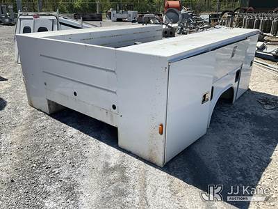 Utility Bed W/ Bumper (Seller States: Bed Has Cracks)