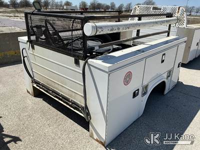 Service Body with Auxiliary Fuel Tank/Toolbox Combo with Pump and Inverter