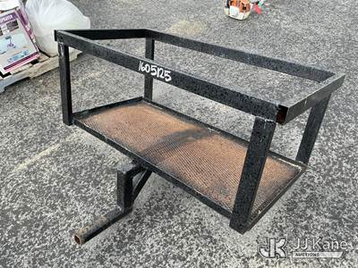 Custom Hitch Basket (Used)
