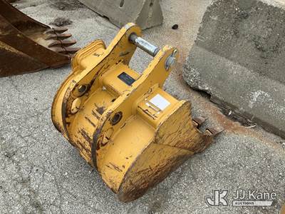 24 Inch Backhoe Bucket (Conditions Unknown)