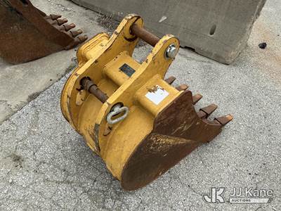 24 Inch Backhoe Bucket (Conditions Unknown )