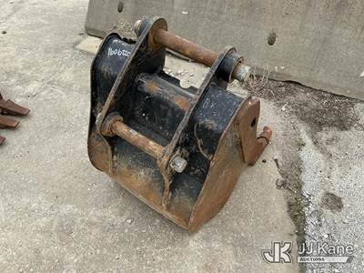 24 Inch Backhoe Bucket (Conditions Unknown )