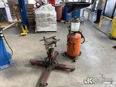 Lot of Transmission Jack and Fluid Machine (Operates)