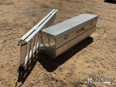 Used Delta Pro Bed Box and 5.5 ft x 4 ft Aluminum Ramp