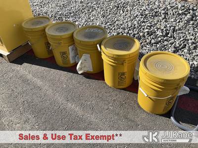 (5) 5-GALLON Buckets Banana Slide Asphalt Release Agent