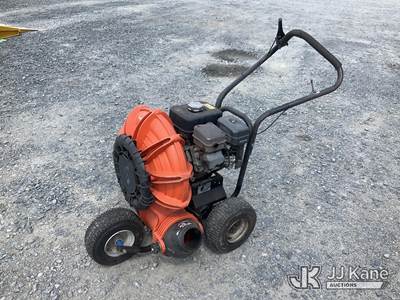 Billy Goat Parking Lot Blower, Gas Subaru Engine, S/N 062011452