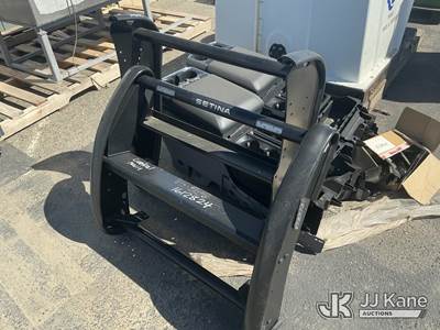 (2) Push Bumper Brackets & Center Consoles (Used)