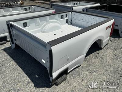2025 Ford F-250/350 8FT Bed ((Pull Off))