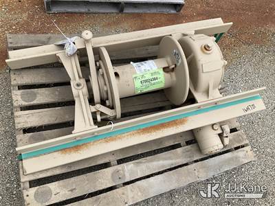 Used Two Speed Winch 30,000 LB Worm Gear
