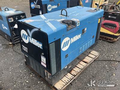 Miller Big Blue 450DU0CST Welder/Generator