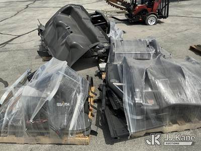 4 pallets of police equipment