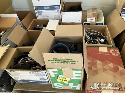 Pallet w/ Airport Lost & Found
