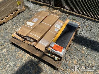 (25) Fiberglass Steps 9in L x 36in W x 1in H (New/Unused)