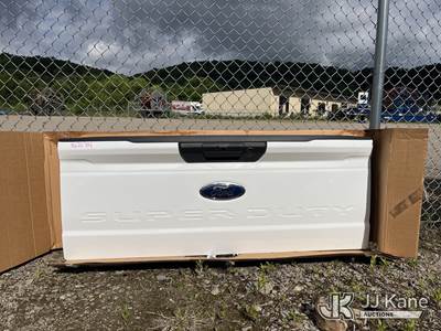(1) Ford Super Duty Tailgate With Backup Camera (1) Ford F150 Tailgate (New/Unused