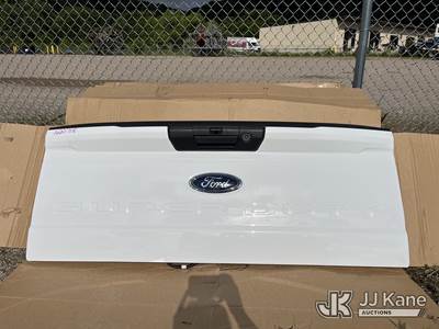 (2) Ford Super Duty Tailgates With Backup Camera (New/Unused