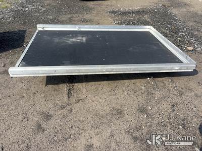 Decked Cargo Glide (Condition Unknown)