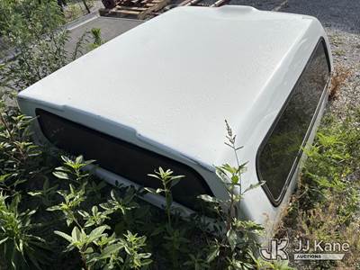 6 ft. Ranch Truck Bed Topper (Used)