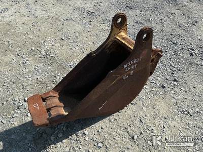 12in Digging Bucket (Used)
