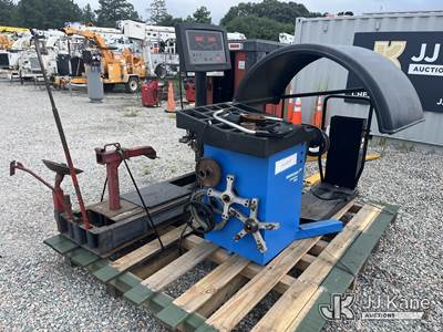 Hoffman Geodyna 980L Wheel Balancer S/N G88E003 & Coats HIT 5000 Tire Changer S/N 0893256968