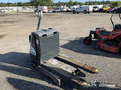Crown Electric Pallet Jack Mdl.WP3035