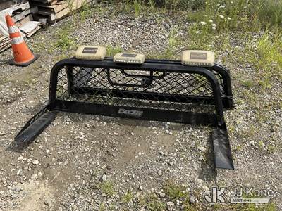 (2) DEE Headache Racks For Full Size Pickup Truck