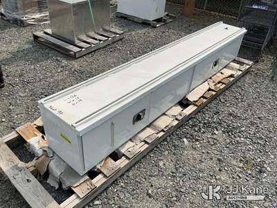 Aluminum Tool Box 126IN L X19IN W X19IN H