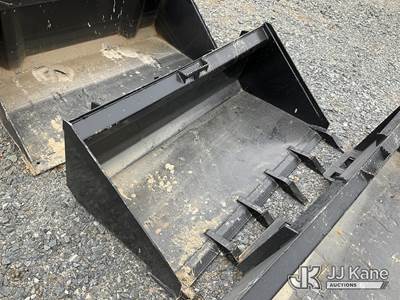 60 in Dirt Bucket Attachment For Skidsteer (New/Unused)
