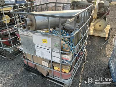 Pallet w/ Parts
