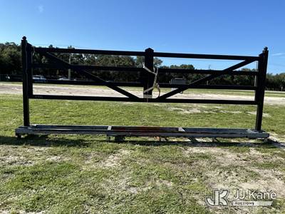 Iron Gates Bi-Parting For 20Ft