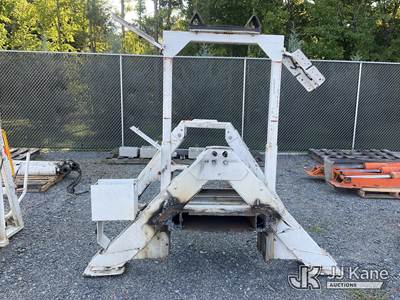 Pair of A-Frame Hydraulic Outriggers