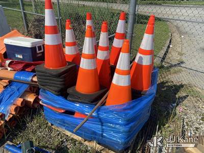 (1) Pallet of Traffic Cones