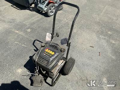 Used Briggs & Stratton 2500 Generator (Broken Front Cover)