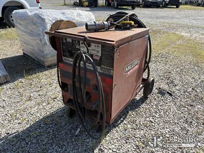 Lincoln Idealarc SP-200 Arc Welder (Condition Unknown)