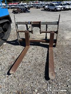 Paladin 60" Komatsu Wheel Loader Forks