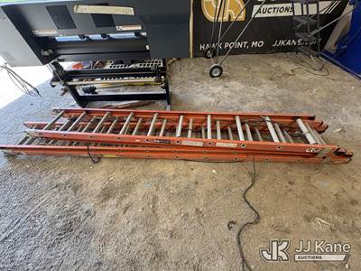 20 ft AND 24 ft FIBERGLASS EXTENSION LADDERS