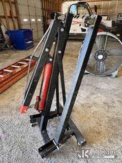 2-TON FOLDING ENGINE LIFT