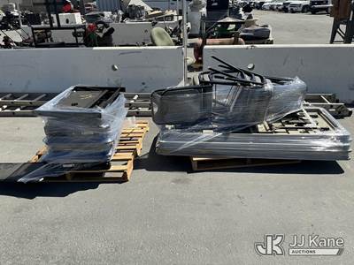 (1 Pallet) Foldable Tables & Foldable Desk (Used)