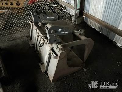 Bobcat Skid Steer Grapple Bucket, Model 68 Ind Grapple