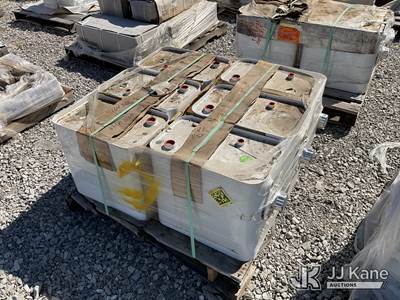Used (6) Hydraulic Reservoirs