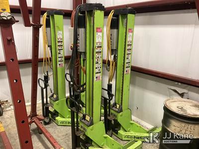 Set of 4 ARI-HETRA HDML-8 15,000 LB Truck Lifts