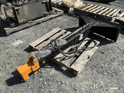 Skid Steer Telescopic Boom, Telescope Distance 135 in