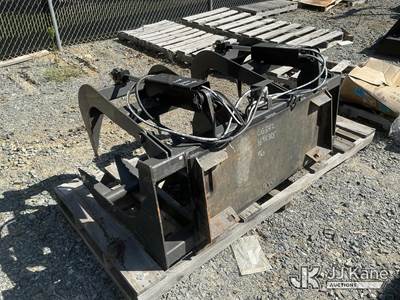 60 in Skid Steer Hyd Grapple (Used)