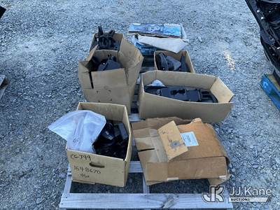 Used 2026 F-250 Bumper Brackets (Duke Unit) Pull-Off