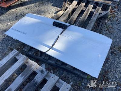 Chevrolet Silverado Tailgate with Rear View Camera (New/Unused)