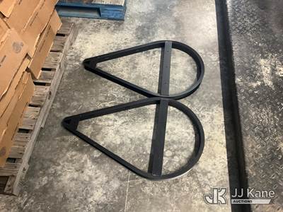 Used 18" Snowshoes with Brackets, Pallet of 50