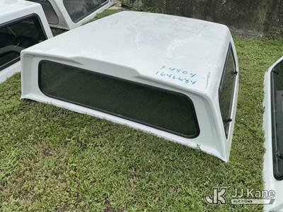Used Fiber Glass Pickup Topper