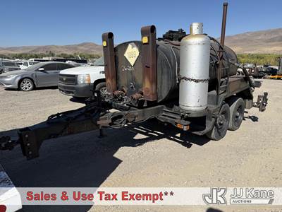 1987 Maintenance Distributors Portable Tar Kettle/Melter Applicator, ETNYER MU6TR M3763