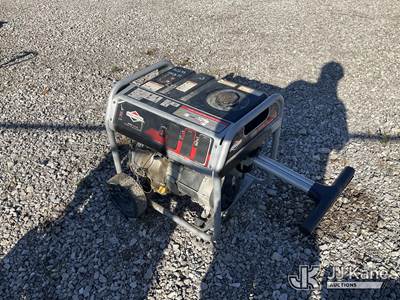Briggs & Stratton 5000 W Gas Portable Generator (Not Running)